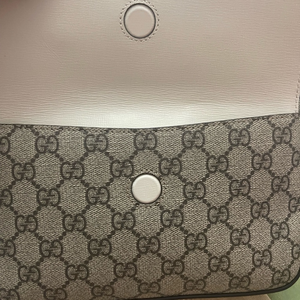 Gucci handbag - Picture 13 of 17